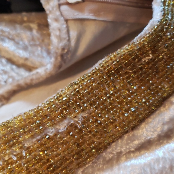 small raga mini cross back - Picture 8 of 8